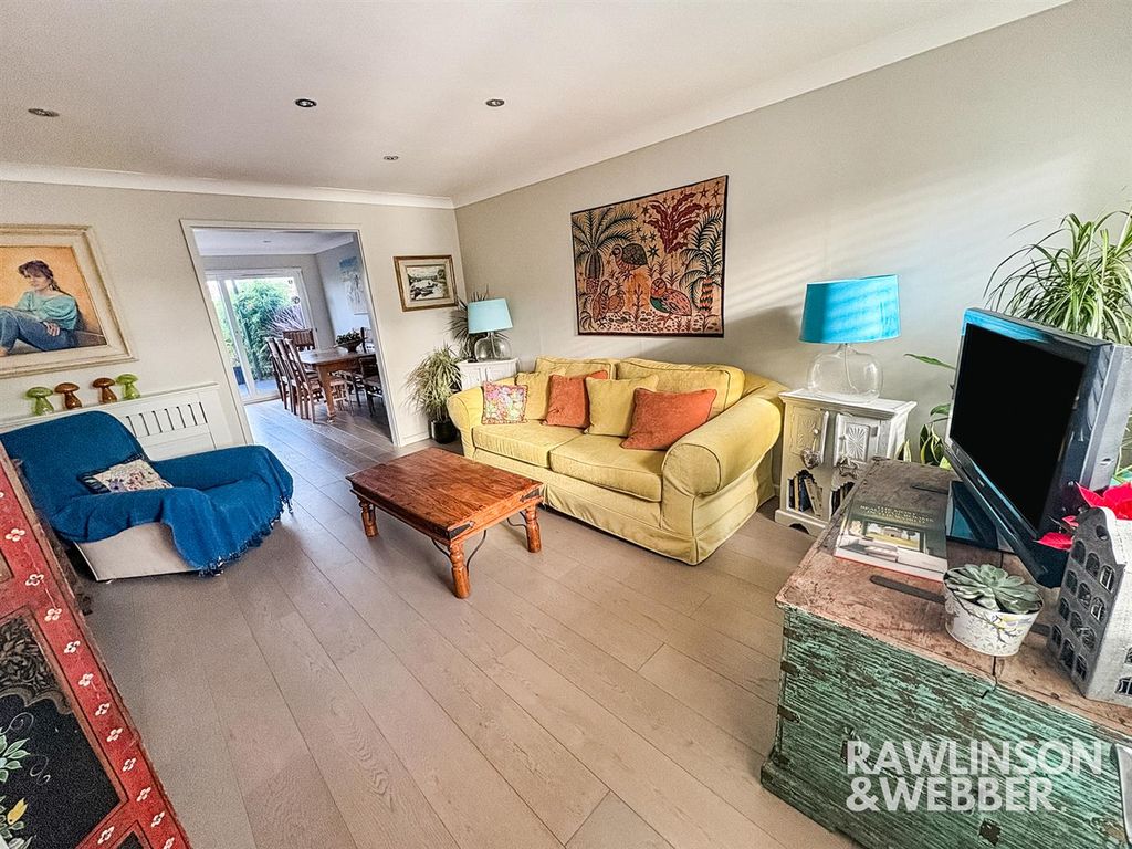 Property photo 2 of 11 Img-20251129-Wa0021.Jpg