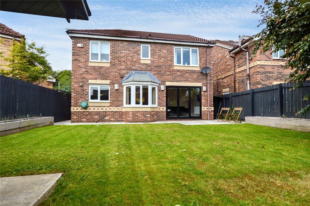 Property photo 3 of 30 Picture No. 32
