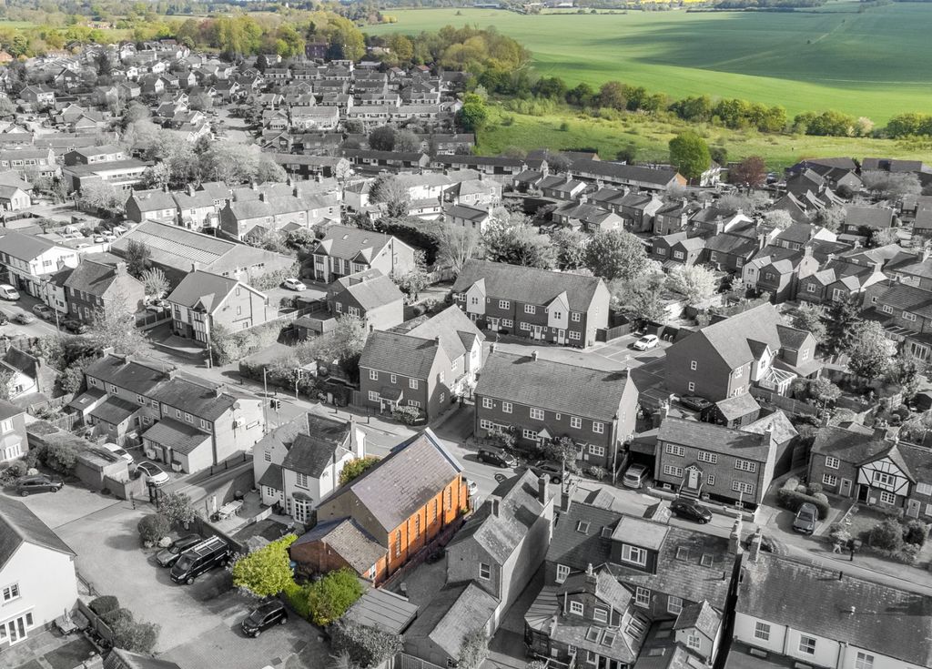 Property photo 3 of 3 Picture No. 01