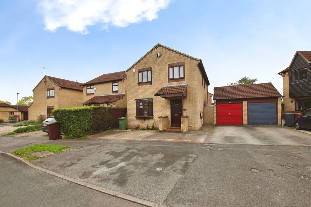 Property photo 1 of 22 5071800