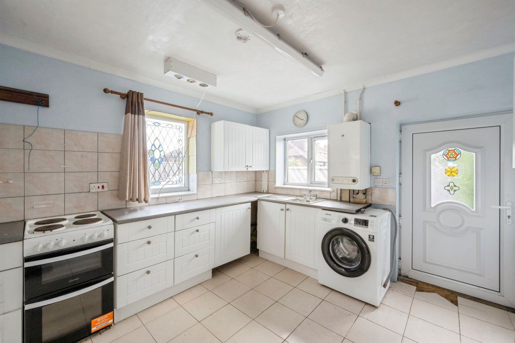 Property photo 3 of 14