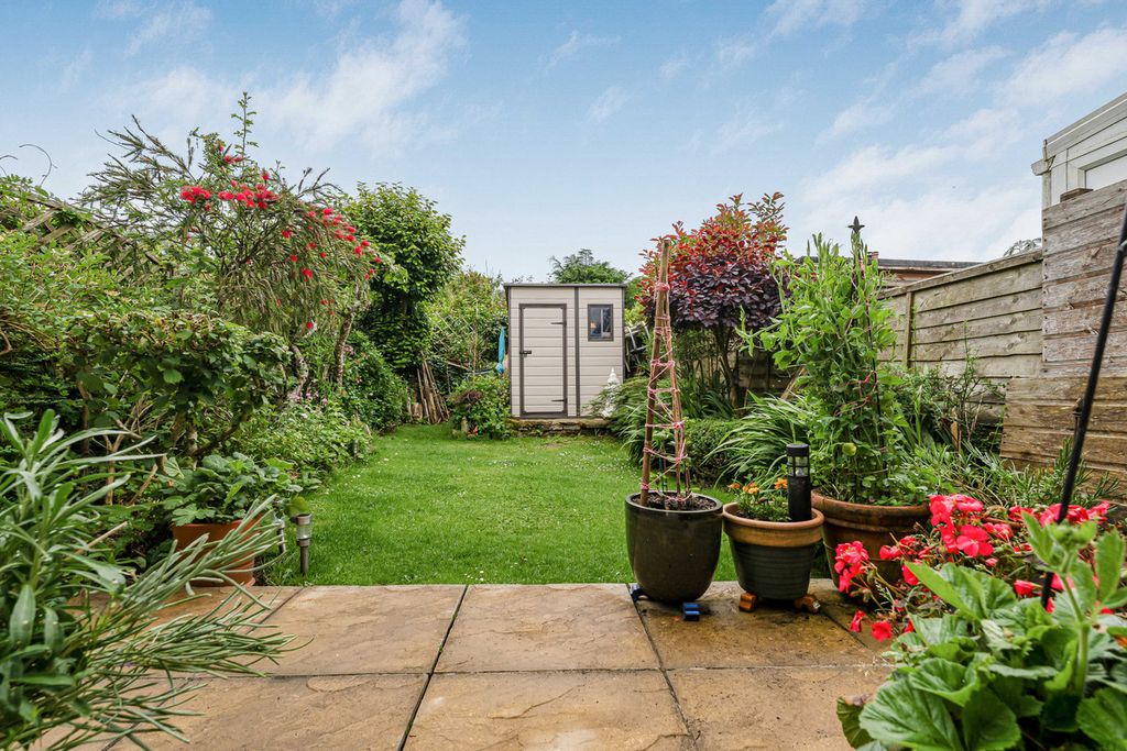 Property photo 3 of 18