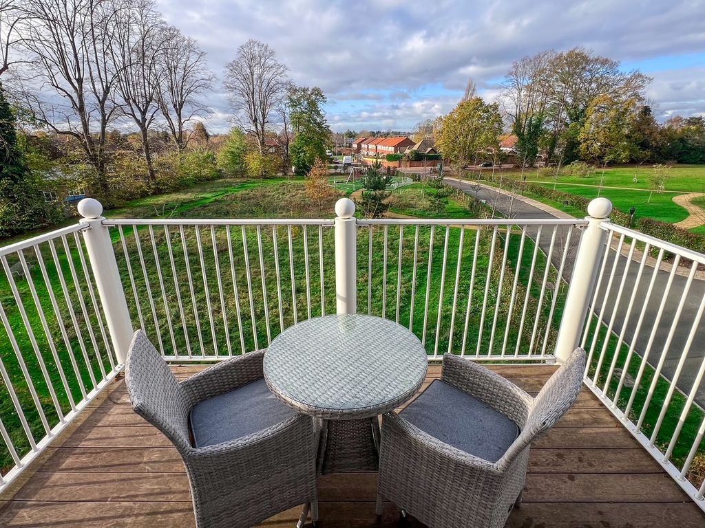 Property photo 2 of 26