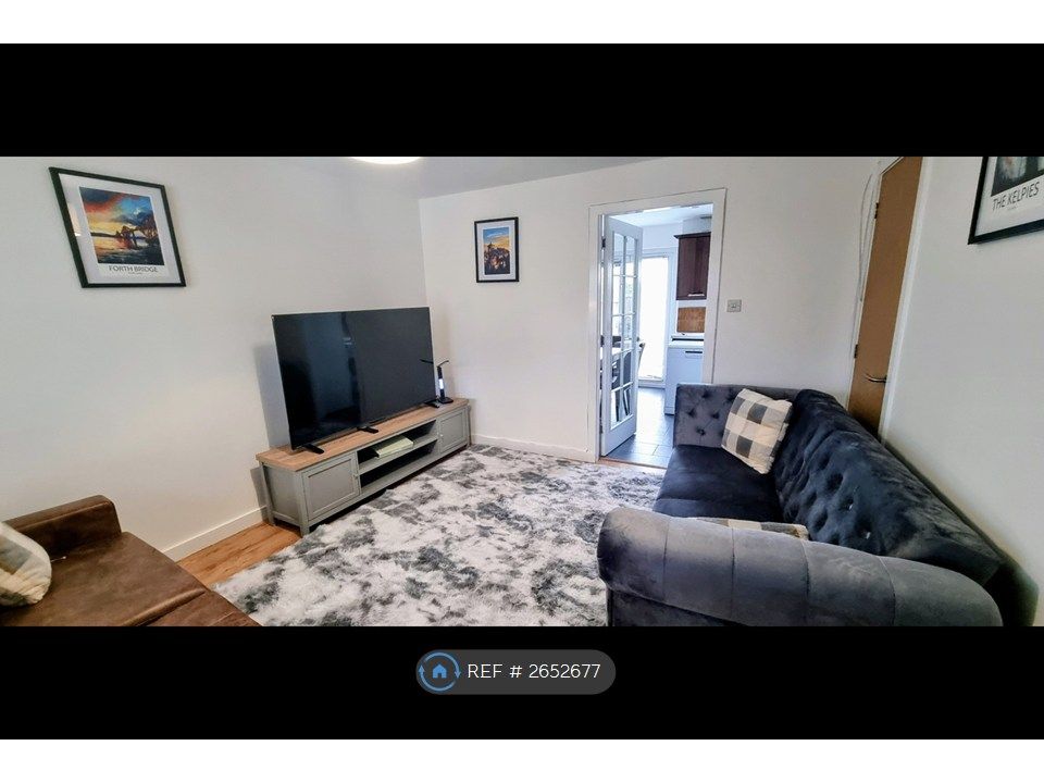 Property photo 3 of 7 Lounge