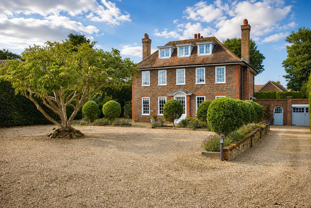 Property photo 1 of 19 Picture No. 23