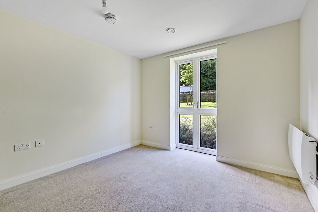 Additional image 5 of 2 bed flat to rentBingley BD16