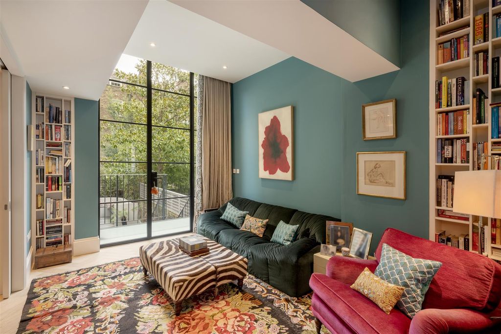 Property photo 3 of 23 Maskells-11, Shalcomb Street-17_Hi.Jpg