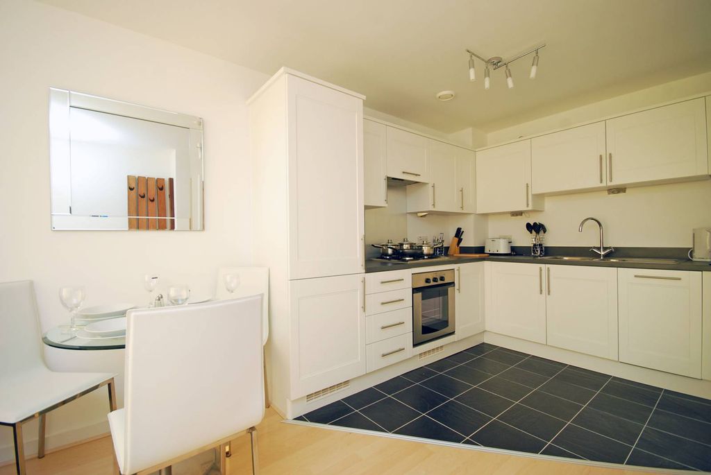Property photo 3 of 6