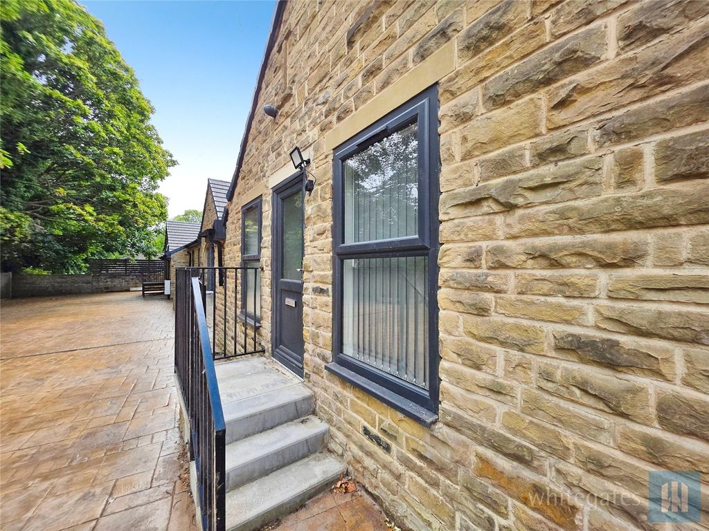 Property photo 2 of 14 Picture No. 27