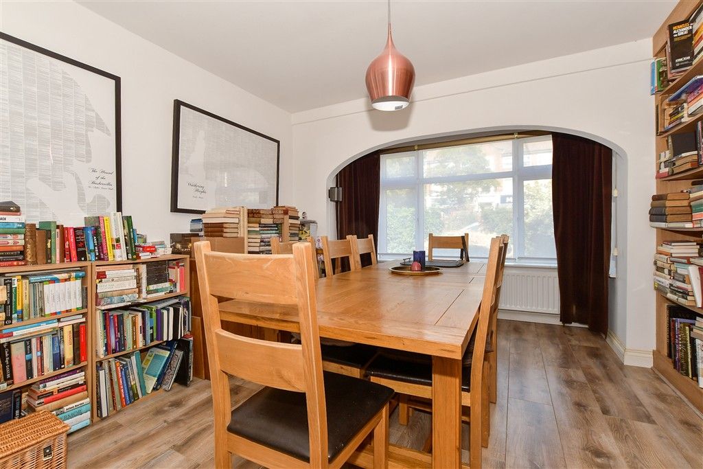 Property photo 3 of 20 Dining Area