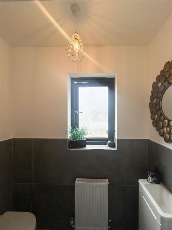 Property photo 3 of 20 10 Victoria Way-22.Jpg