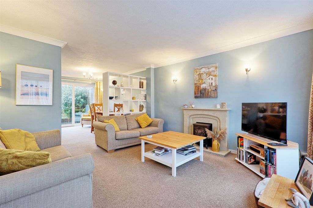 Property photo 3 of 26 Img_4454_5_6_Easyhdr-Interior3.Jpg