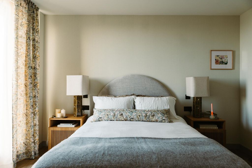 Property photo 2 of 22 Image