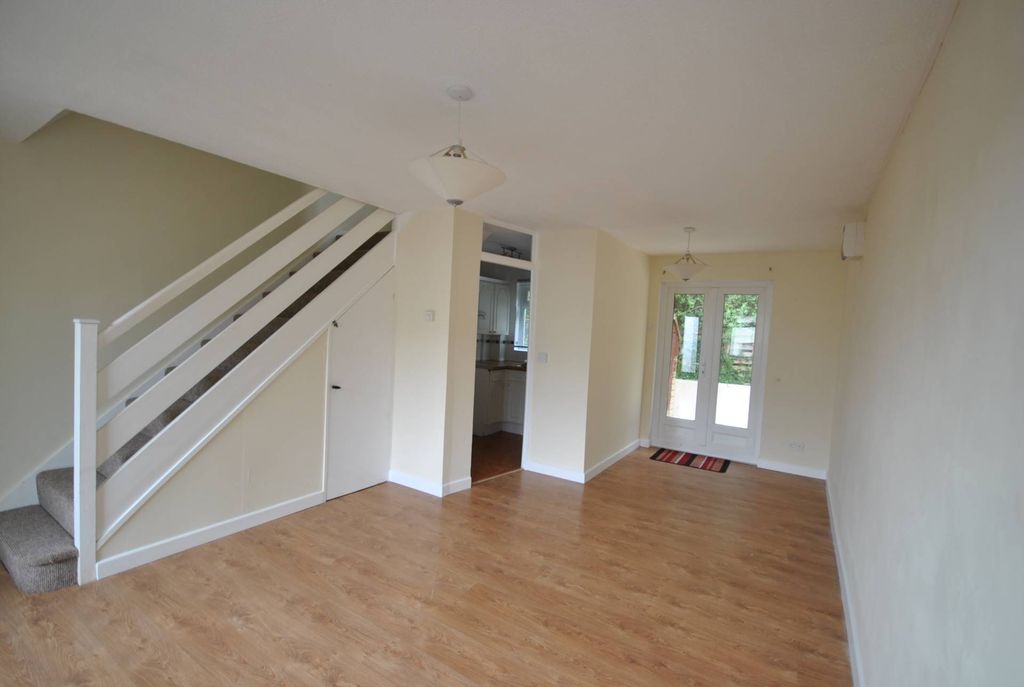 Property photo 2 of 3