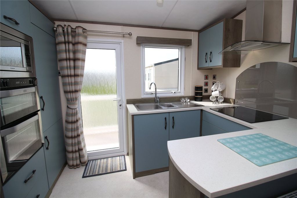 Property photo 3 of 10 Picture No. 03