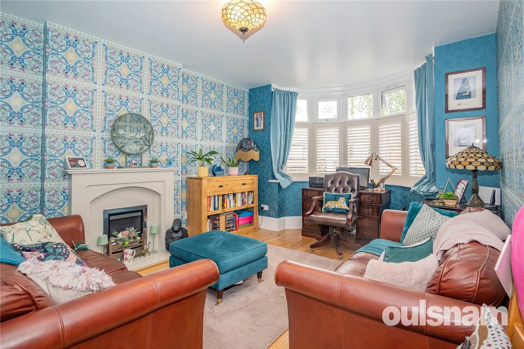 Property photo 2 of 37 Picture No. 02
