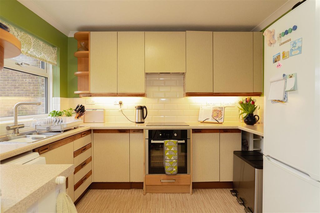 Property photo 3 of 16 4.Jpg