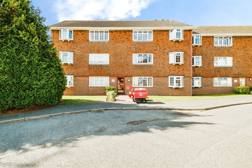 Property photo 1 of 14