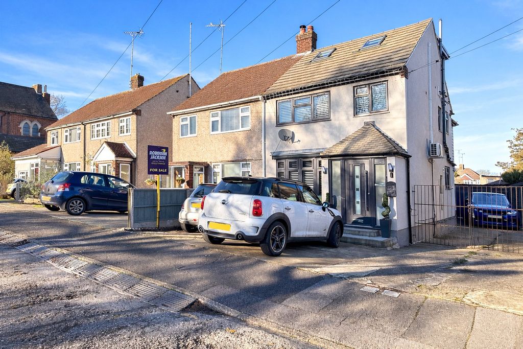 Property photo 1 of 32 Robinson Jackson