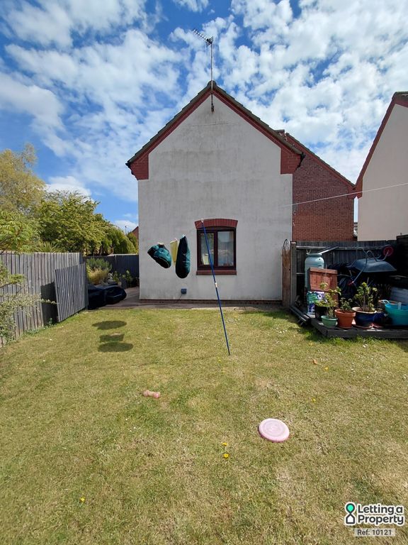 Property photo 2 of 11