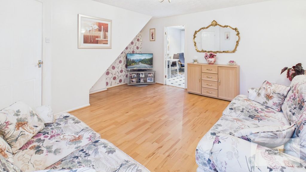 Property photo 2 of 16