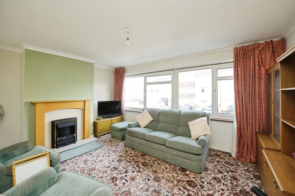 Property photo 2 of 18 Pbox-Img.Jpg