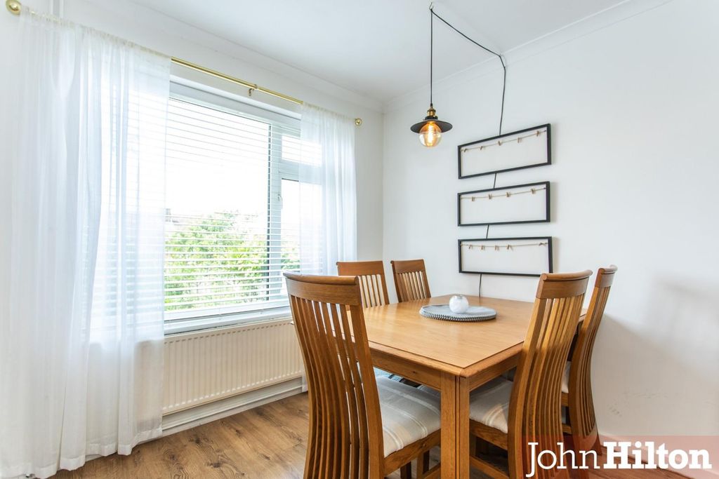 Property photo 3 of 12 Staplefield Drive15.Jpg