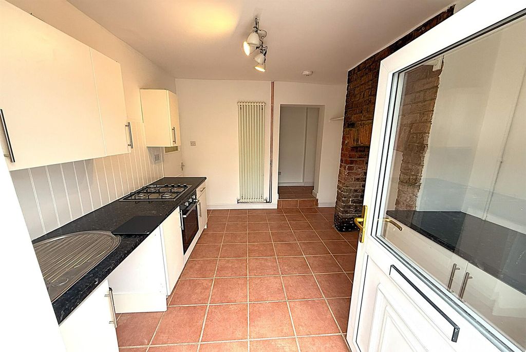 Property photo 3 of 15 Kitchen.Jpg