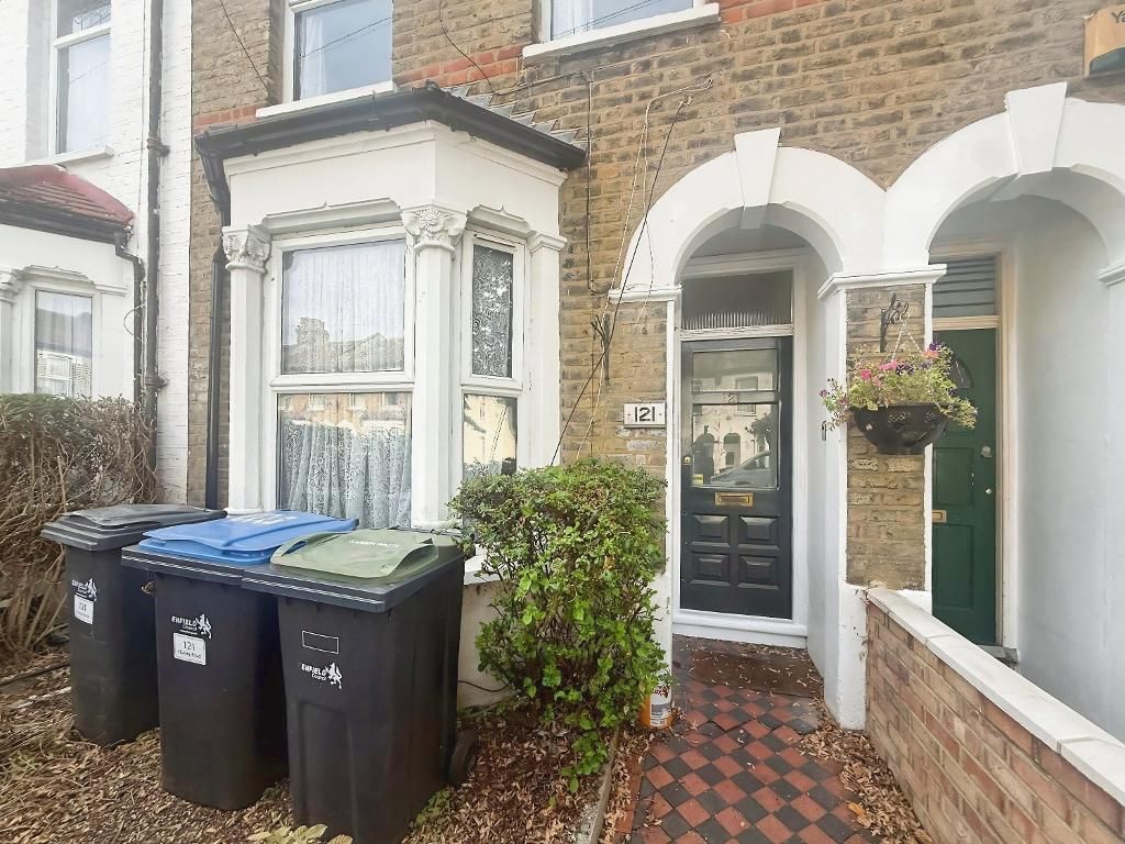 Property photo 1 of 11