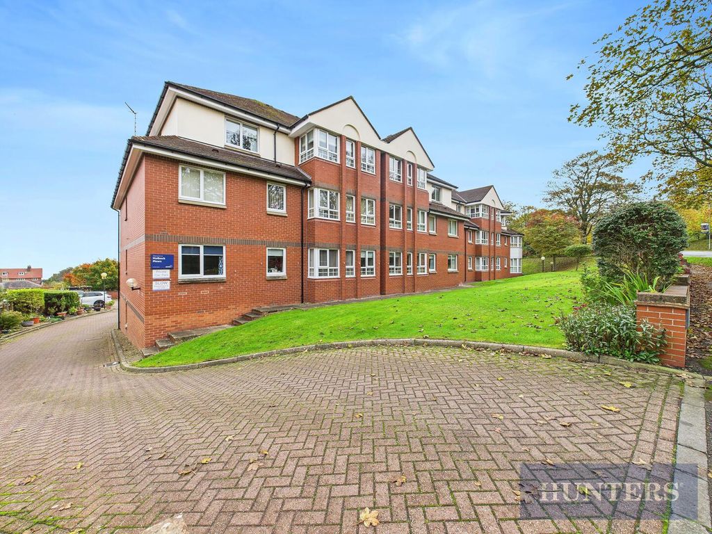 Property photo 1 of 13 Front (Exterior)