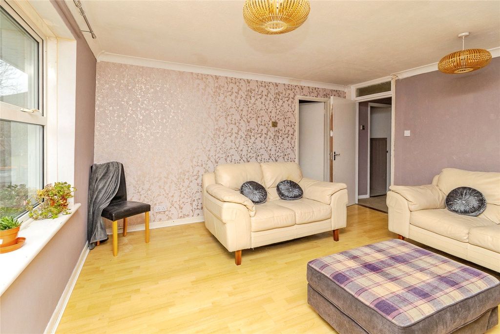 Property photo 3 of 19 Picture No. 14