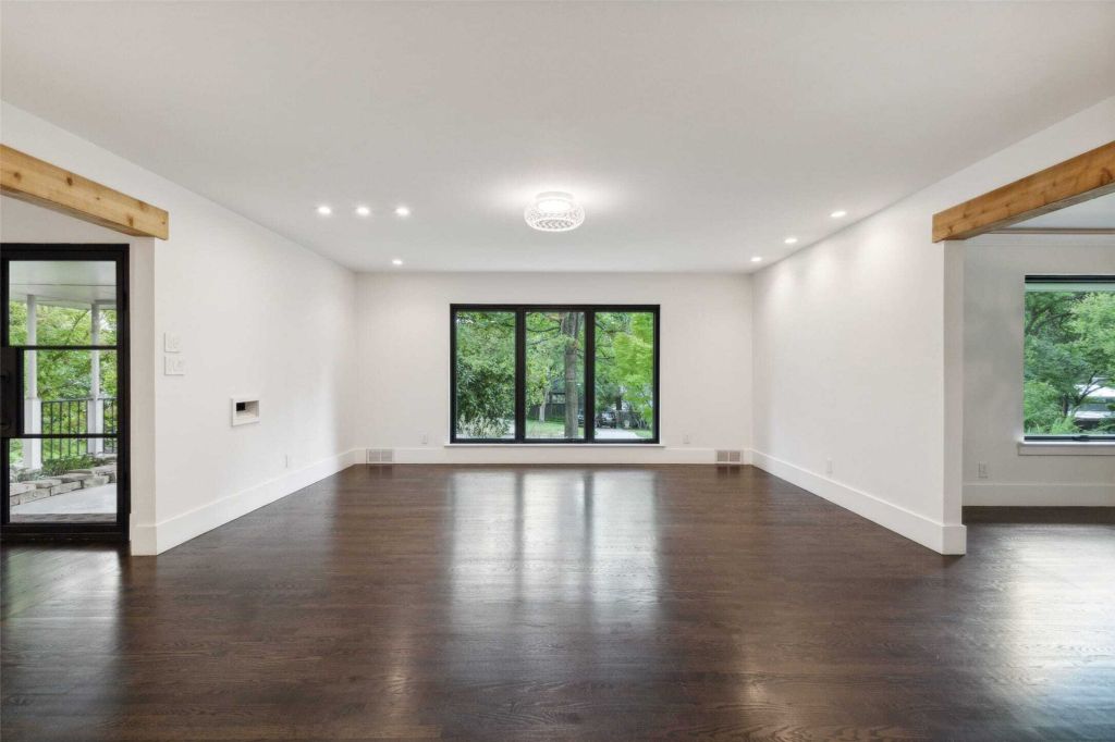 Property photo 3 of 16 <Alttext/>