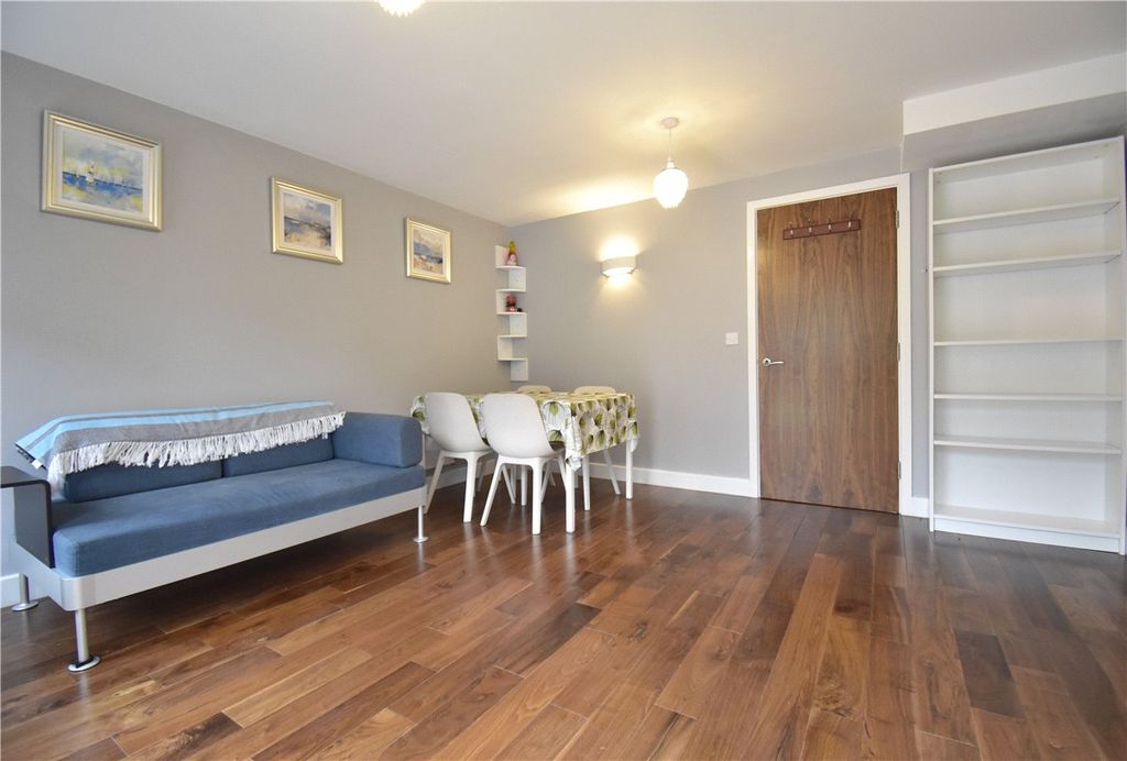 Property photo 3 of 12 Picture No. 08
