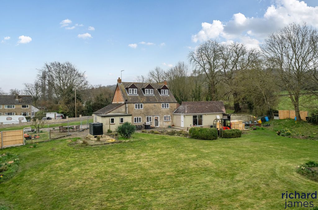 Property photo 3 of 17 Additionalrear