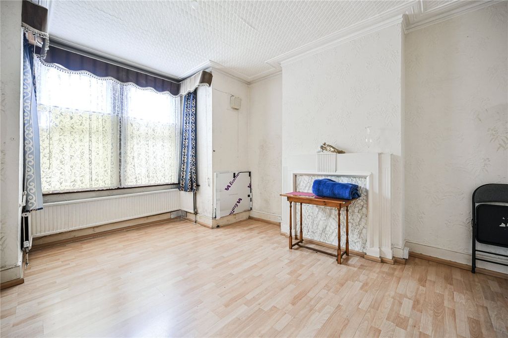 Property photo 2 of 15 Picture No. 07