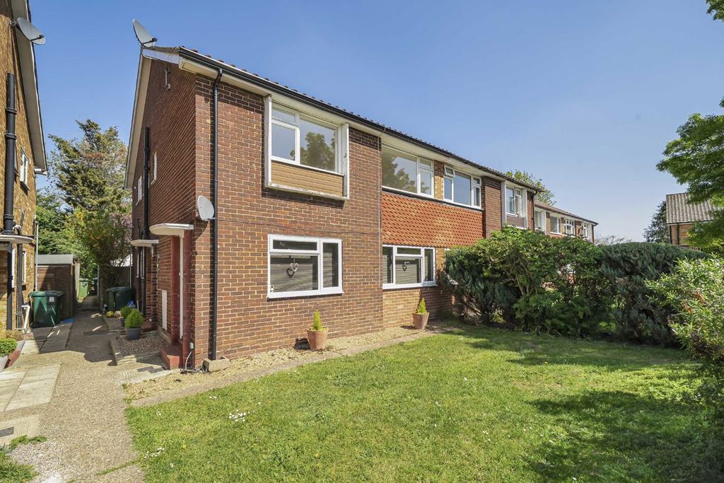 Property photo 1 of 7