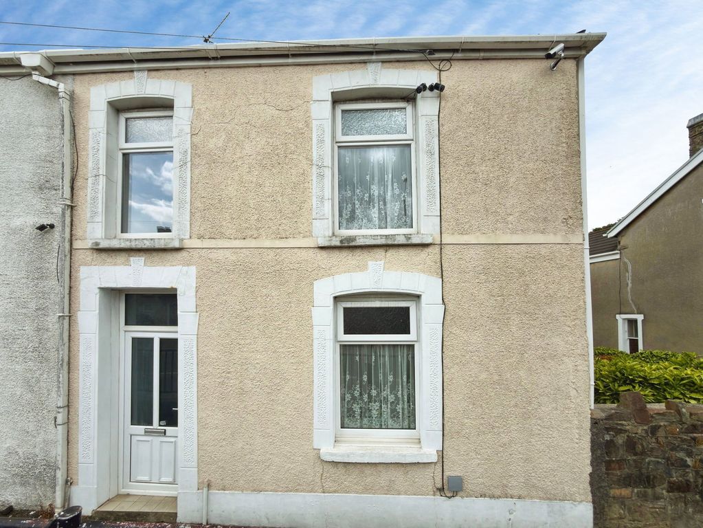 Property photo 1 of 27