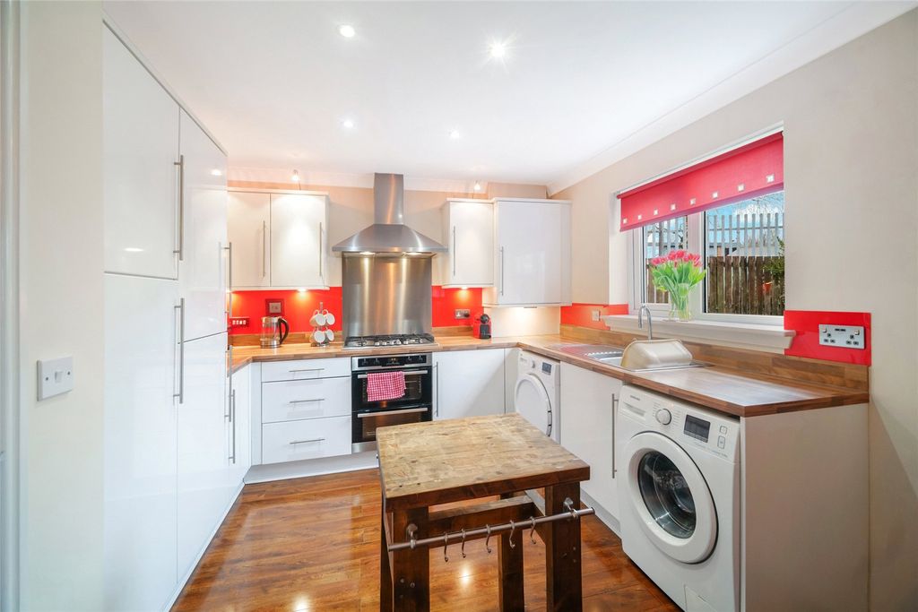 Property photo 3 of 20 Picture No. 06