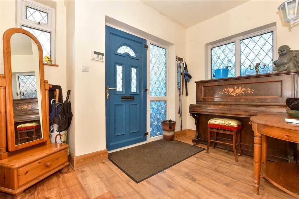 Property photo 1 of 20 Porch