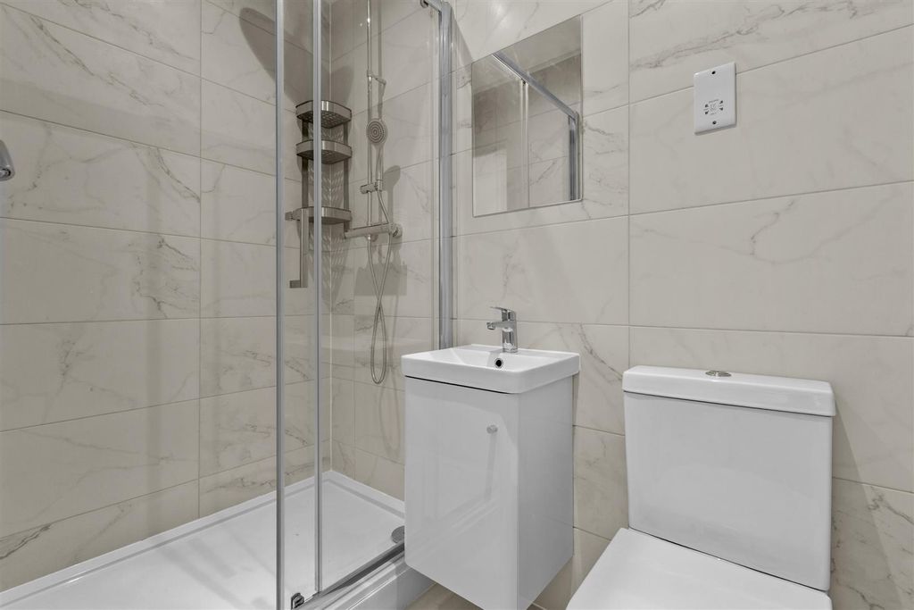 Property photo 3 of 5 Bathroom