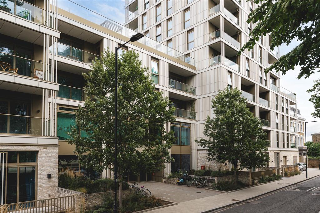 Property photo 2 of 36 Otto Building-37.Jpg