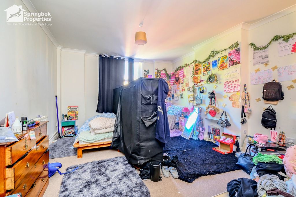 Property photo 3 of 13 2