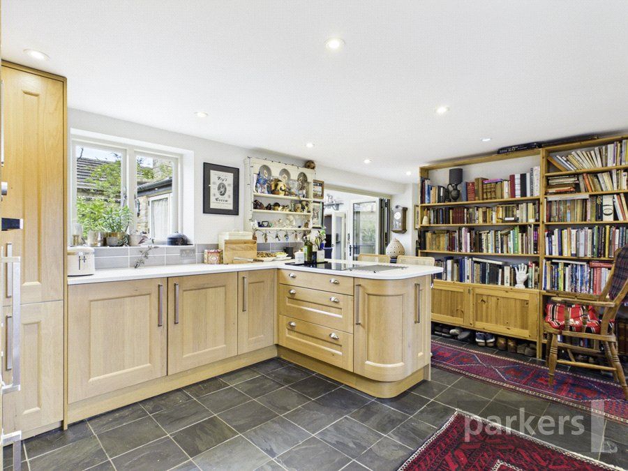 Property photo 3 of 44 Kitchen