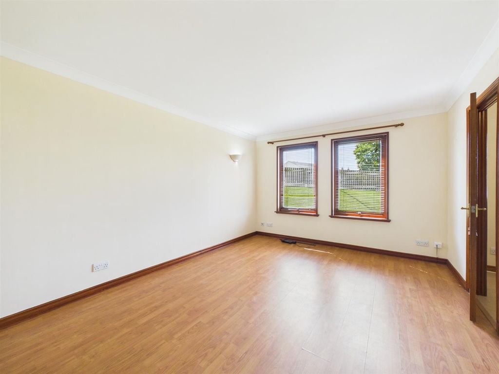 Property photo 2 of 14 Cam03924G0-Pr0114-Still005.Jpg