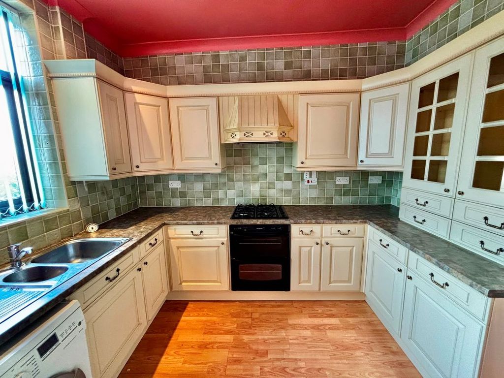 Property photo 3 of 10 Image 3