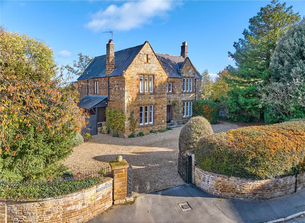 Property photo 1 of 15 Front/Drive