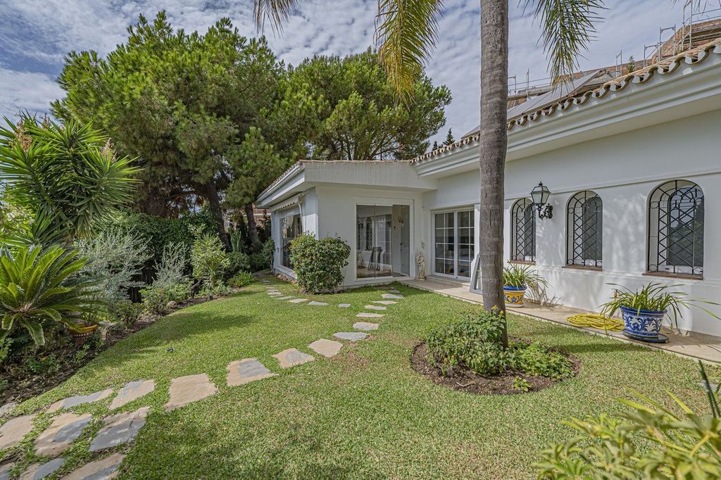 Property photo 3 of 50