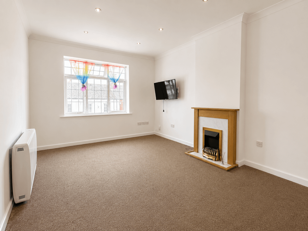 Property photo 2 of 5 Gallery