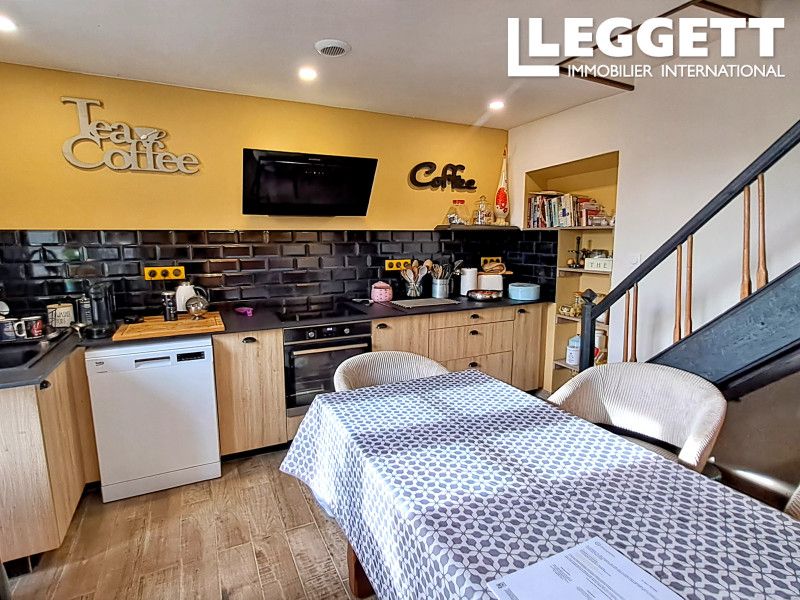 Property photo 3 of 10