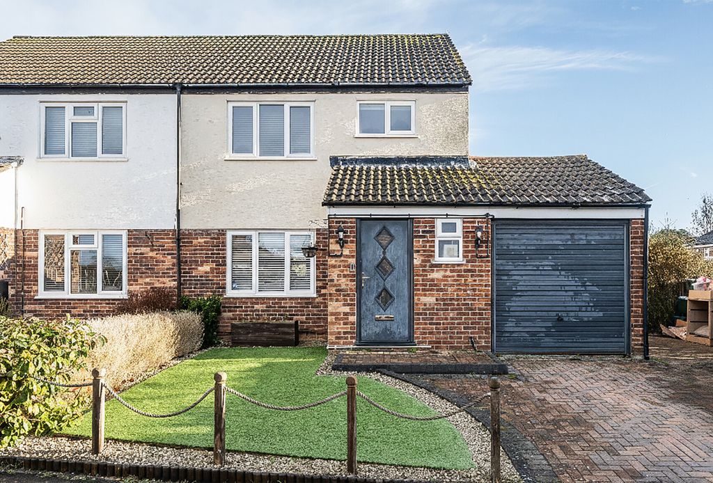 Property photo 1 of 14 1400730-7-69677E9...